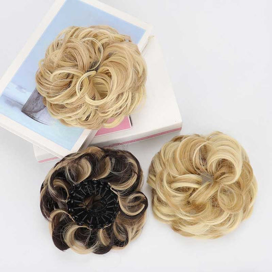 💁♀️ Egy nagyméretű szintetikus konty állítható csattal