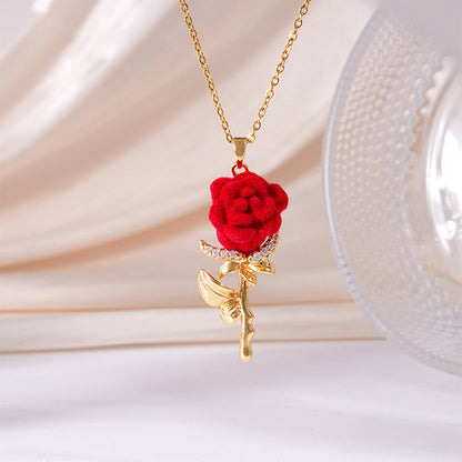 🌹 Elegáns nyaklánc vörös rózsás medállal
